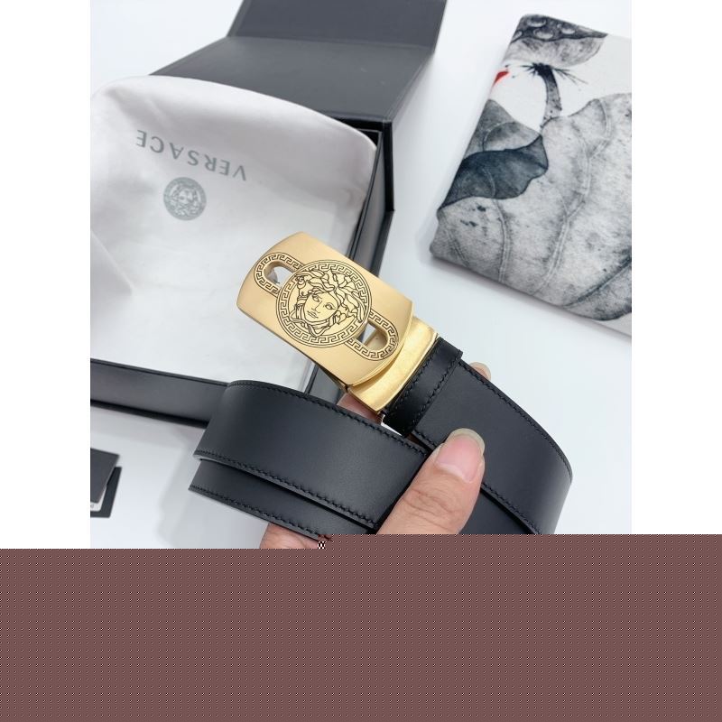 VERSACE